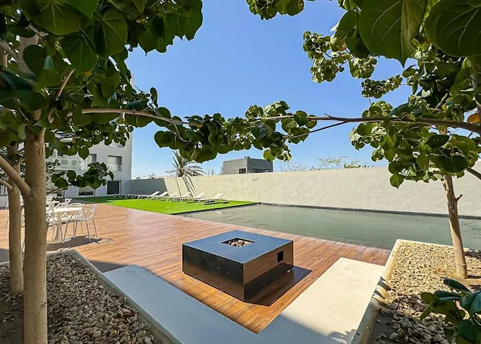 Spacious Luxury With Ocean Views, Pool&steps To Playa El Médano Сasa de vacaciones